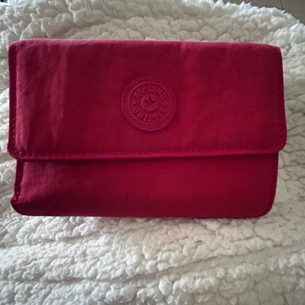 Kipling Red Wallet Fabric Minimalist Design